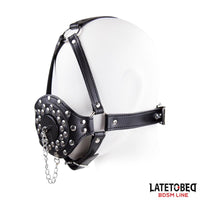 Latetobed BDSM Line - Facial Harness With Removable Accessory Adjustable Toilet Lid